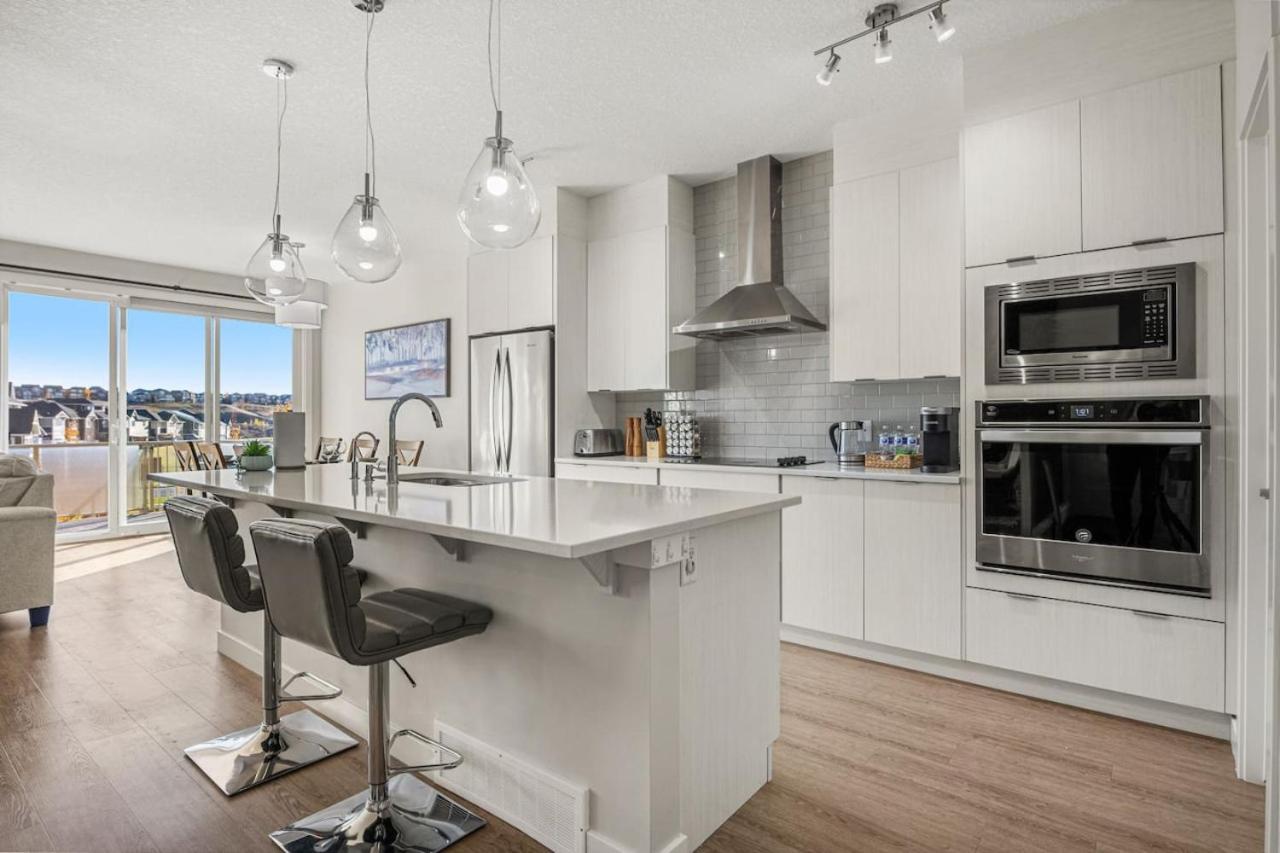 Luxury House In Sage, Sleeps 9, Free Banff Pass