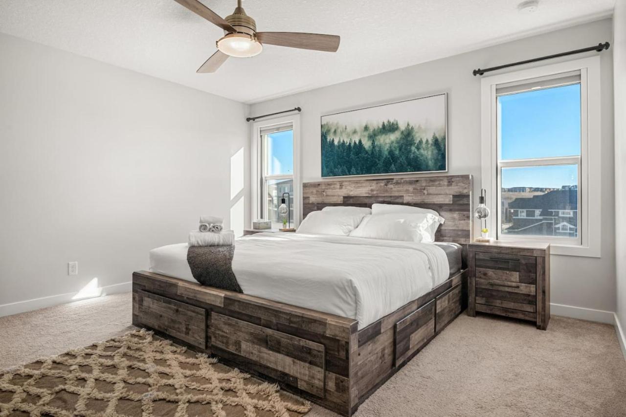 Holiday home Luxury House In Sage, Sleeps 9, Free Banff Pass Calgary