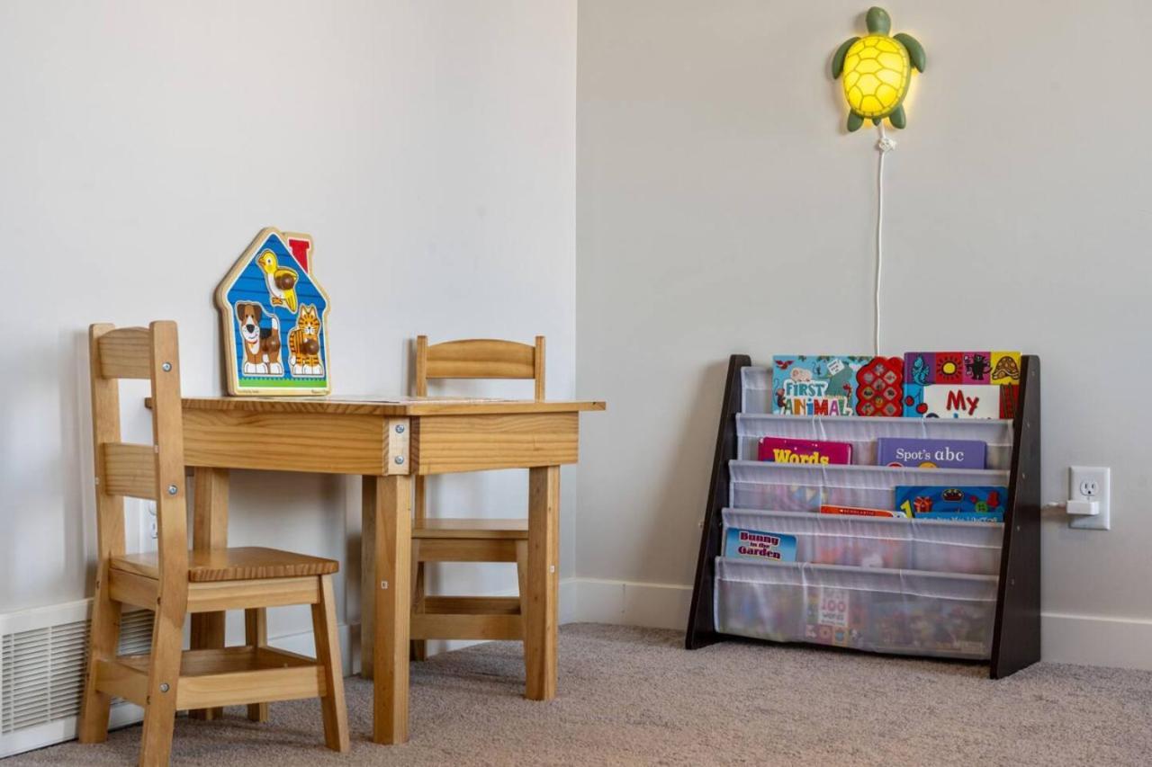 Luxury House In Sage, Sleeps 9, Free Banff Pass Holiday home
